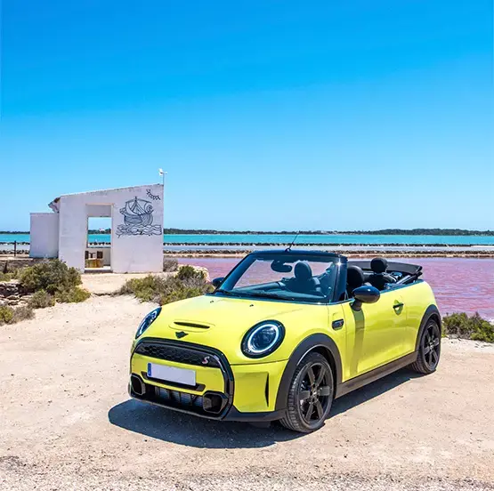 Alquila tu coche descapotable en Formentera con La Savina Rent a Car