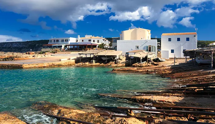 Descubre Es Caló, un encanto natural en Formentera