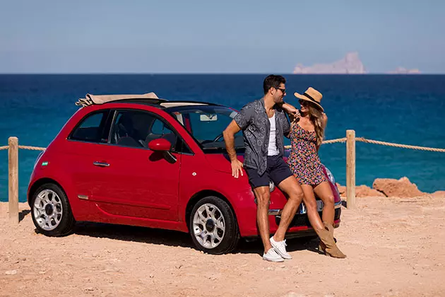 Itinerario romántico en coche: escapada ideal para parejas en Formentera